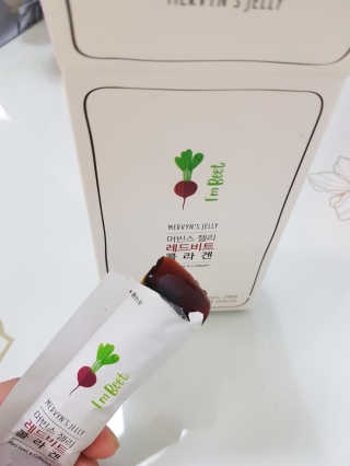 유유네이처 머빈스 젤리 레드비트 콜라겐 — 4점을 준 리뷰어가 2020년 6월 올린 사용 사진