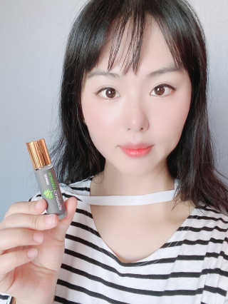짜이디 야몽_허브로만든 힐링 아로마오일 — 4.5점을 준 리뷰어가 2020년 11월 올린 사용 사진