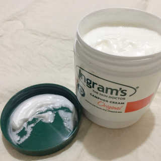 인그람스 캠퍼 크림 오리지널 300ml — 3.5점을 준 리뷰어가 2020년 4월 올린 사용 사진