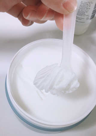 리더스코스메틱 리더스 카밍 클리어 밀크 필 클렌즈 밤 — 5점을 준 리뷰어가 2020년 8월 올린 사용 사진