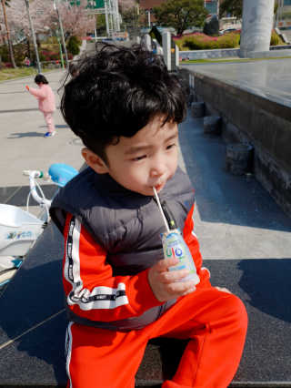 남양유업 [ 이오 ] 국내 최저 당, 최다 영양 요구트르 이오 — 5점을 준 리뷰어가 2020년 4월 올린 사용 사진