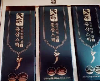 헬스업_천명진프리미엄홍삼스틱_10ml x 30포 — 5점을 준 리뷰어가 2020년 7월 올린 사용 사진