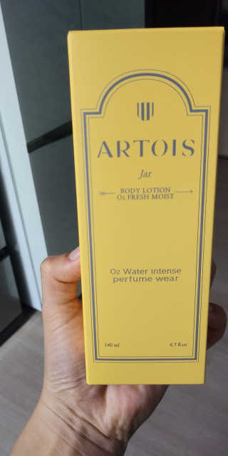 아르투아 ARTOIS 꽃밭에 누운듯 은은한 꽃향기, 아르투아 자르 바디로션 — 5점을 준 리뷰어가 2020년 7월 올린 사용 사진