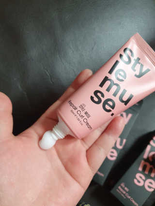 ATS스타일 뮤즈 ATS 스타일 뮤즈 리페어 컬 크림 50ml X 2EA — 5점을 준 리뷰어가 2020년 11월 올린 사용 사진