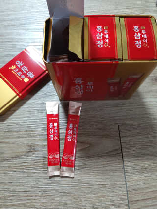 서울약사신협_투데이홍삼정_틴케이스_10g x 30포 — 5점을 준 리뷰어가 2020년 7월 올린 사용 사진