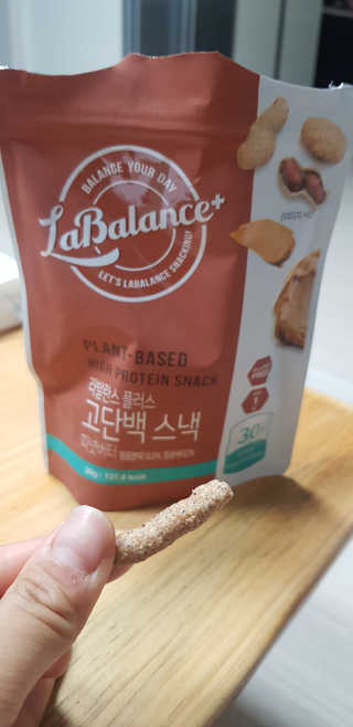 라발란스 플러스 고단백스낵 — 5점을 준 리뷰어가 2020년 6월 올린 사용 사진