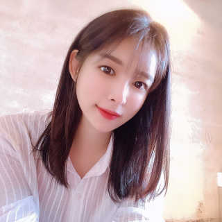 셀프코딩 코드 크러쉬 매트 리퀴드 립스틱+스티커 세트 — 5점을 준 리뷰어가 2020년 9월 올린 사용 사진