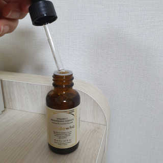 [스킨큐어] 산다화 비타민C 화이트닝 에센스 30ml — 5점을 준 리뷰어가 2020년 4월 올린 사용 사진