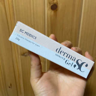 derma SC-Gel 더마에스씨 겔 20g — 5점을 준 리뷰어가 2020년 5월 올린 사용 사진