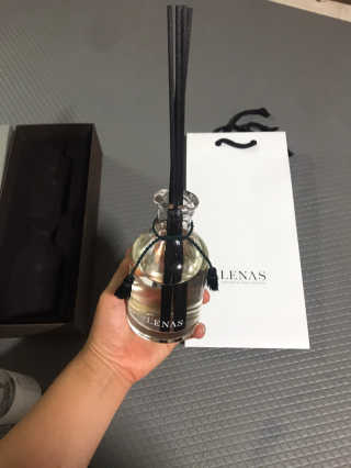 레나스 프리미엄 아로마 디퓨저 200ml  [1SET] — 5점을 준 리뷰어가 2020년 7월 올린 사용 사진