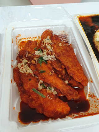 죠스떡볶이 [죠스푸드] 짜빠떡볶이+떡또그+범벅만두 신메뉴 3종 — 1점을 준 리뷰어가 2020년 5월 올린 사용 사진