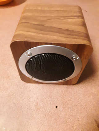 SEVIZ MINI10W 레트로 블루투스 스피커 — 5점을 준 리뷰어가 2020년 11월 올린 사용 사진