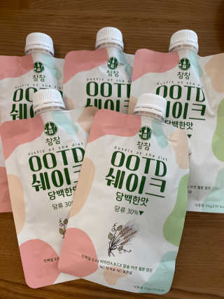 [꾸콤] 참참 OOTD쉐이크 담백한 일주일세트 50g x 5 — 5점을 준 리뷰어가 2020년 9월 올린 사용 사진