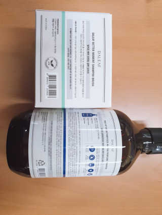 달리프 베러 퍼퓸 샴푸 1000ml 레이니데이 or 일랑로즈 — 5점을 준 리뷰어가 2020년 4월 올린 사용 사진
