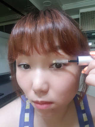 닥터존스킨 눈썹자라 — 5점을 준 리뷰어가 2020년 8월 올린 사용 사진