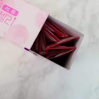 헬스업_쁘띠쁘띠석류콜라겐젤리_20g x 14포 — 5점을 준 리뷰어가 2020년 9월 올린 사용 사진