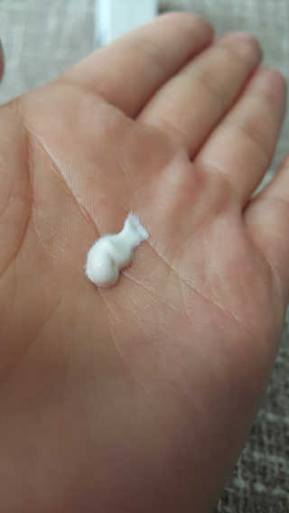 ECLADO 에끌라두 멜라이져 레디언스 크림 — 5점을 준 리뷰어가 2020년 10월 올린 사용 사진