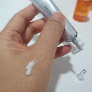 스와니코코 펩타이드 아이크림 튜브형 20ml — 5점을 준 리뷰어가 2020년 9월 올린 사용 사진