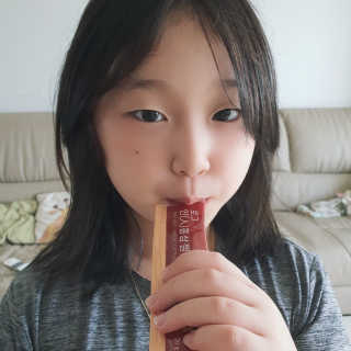 로그네이처 로그 인 홍삼젤리 7+ — 5점을 준 리뷰어가 2020년 7월 올린 사용 사진