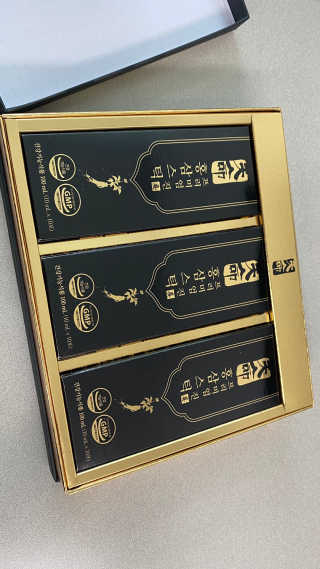 헬스업_천명진프리미엄홍삼스틱_10ml x 30포 — 5점을 준 리뷰어가 2020년 10월 올린 사용 사진