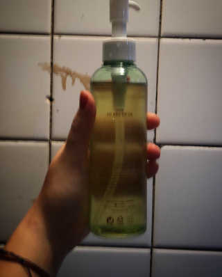 스킨큐어 산다화 순한 클렌징 동백 오일 200ml — 5점을 준 리뷰어가 2020년 5월 올린 사용 사진