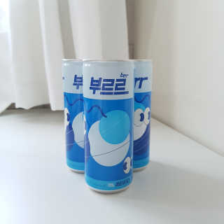 [칼로리 걱정 NO 제로칼로리 탄산음료]  부담없이 즐기는 부르르Brrr~~ 제로 사이다 — 5점을 준 리뷰어가 2020년 11월 올린 사용 사진