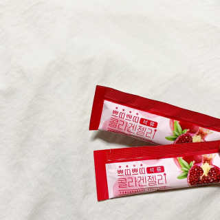 헬스업_쁘띠쁘띠석류콜라겐젤리_20g x 14포 — 3.5점을 준 리뷰어가 2020년 8월 올린 사용 사진