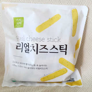 가치식탁 리얼치즈스틱, 리얼크림치즈볼 — 5점을 준 리뷰어가 2020년 5월 올린 사용 사진