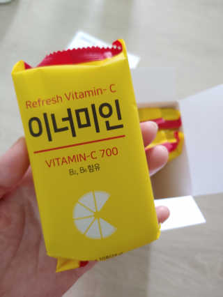 이너미인 VITAMIN-C 700 — 5점을 준 리뷰어가 2020년 9월 올린 사용 사진