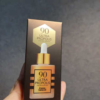 자민경 크레마카라콜 울트라 90 프로폴리스 앰플 — 5점을 준 리뷰어가 2020년 12월 올린 사용 사진