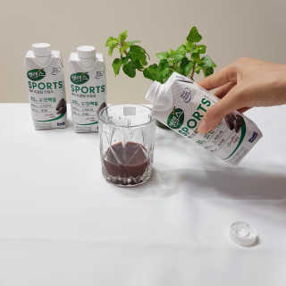 셀렉스스포츠 셀렉스 스포츠 드링크 초콜릿 _ 330ml x 12팩 — 5점을 준 리뷰어가 2020년 11월 올린 사용 사진