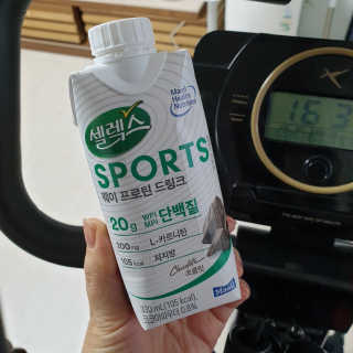 셀렉스스포츠 셀렉스 스포츠 드링크 초콜릿 _ 330ml x 12팩 — 5점을 준 리뷰어가 2020년 11월 올린 사용 사진