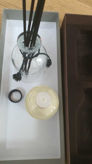 레나스 프리미엄 아로마 디퓨저 200ml  [1SET] — 5점을 준 리뷰어가 2020년 9월 올린 사용 사진