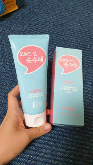 IO 아이오 오늘도 넌 순수해 - 약산성 클렌징폼 — 4점을 준 리뷰어가 2020년 12월 올린 사용 사진