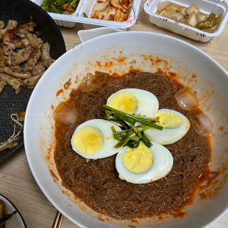 [해주냉면] 신천맛집 매운 비빔냉면 2인분 + 무절임 — 5점을 준 리뷰어가 2020년 5월 올린 사용 사진