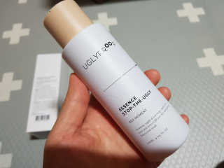 어글리프루프 에센스 스탑디어글리 레드모먼트 에센스 120ml — 4점을 준 리뷰어가 2020년 10월 올린 사용 사진