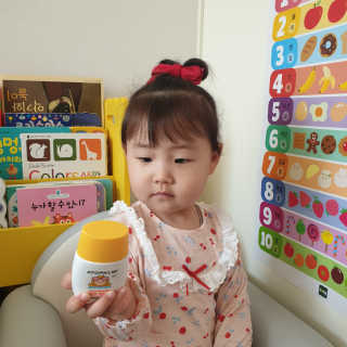 아토팜 야외놀이 선밀크 SPF50+ PA+++ — 5점을 준 리뷰어가 2020년 5월 올린 사용 사진