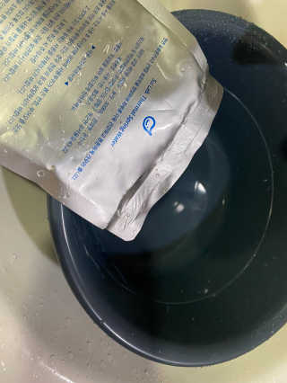 [설랩] 클렌징워터 세안수 500ml x 6팩 — 5점을 준 리뷰어가 2020년 8월 올린 사용 사진