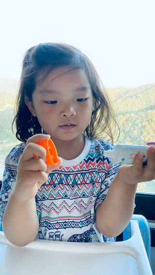 [아토앤오투]신비아파트 에디션 유아용 선케어 3종 랜덤 — 5점을 준 리뷰어가 2020년 5월 올린 사용 사진