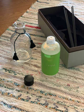 레나스 프리미엄 아로마 디퓨저 200ml  [1SET] — 5점을 준 리뷰어가 2020년 9월 올린 사용 사진