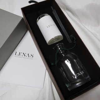 레나스 프리미엄 아로마 디퓨저 200ml  [1SET] — 3점을 준 리뷰어가 2020년 5월 올린 사용 사진
