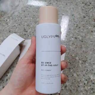 어글리프루프 에센스 스탑디어글리 레드모먼트 에센스 120ml — 5점을 준 리뷰어가 2020년 10월 올린 사용 사진