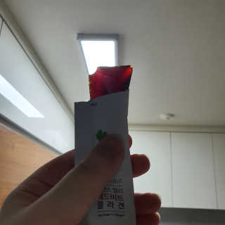 유유네이처 머빈스 젤리 레드비트 콜라겐 — 4점을 준 리뷰어가 2020년 5월 올린 사용 사진