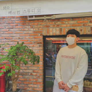 [성수베이킹스튜디오] 빵 7종 세트 — 4점을 준 리뷰어가 2020년 9월 올린 사용 사진