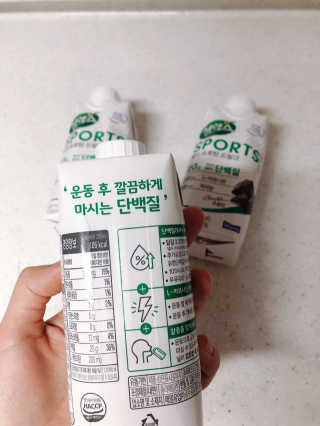 셀렉스스포츠 셀렉스 스포츠 드링크 초콜릿 _ 330ml x 12팩 — 5점을 준 리뷰어가 2020년 10월 올린 사용 사진