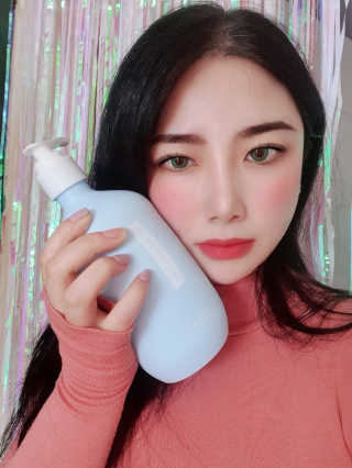 멈칫 향기좋은 약산성 샴푸, 단백질 퀵트리트먼트 택1 — 5점을 준 리뷰어가 2020년 5월 올린 사용 사진