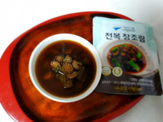 바다는다웰빙이다 완도사랑 전복죽 250g - 2팩 + 전복장조림 2팩 — 5점을 준 리뷰어가 2020년 9월 올린 사용 사진