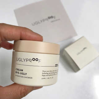 어글리프루프 크림 바이어글리 하이드레이션 샤워 50ml — 5점을 준 리뷰어가 2020년 10월 올린 사용 사진