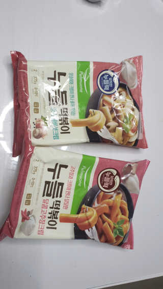 [풀무원] 달콤고추장크림, 양송이버섯크림 누들떡볶이 — 5점을 준 리뷰어가 2020년 5월 올린 사용 사진