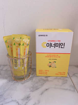 이너미인 VITAMIN-C 700 — 5점을 준 리뷰어가 2020년 8월 올린 사용 사진